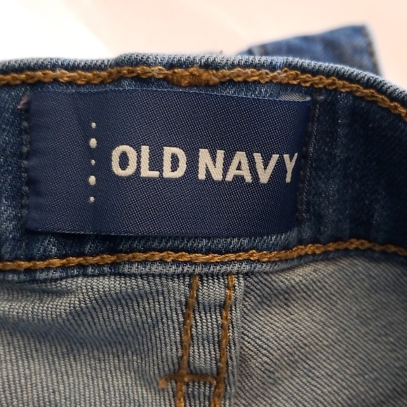 Shorts - Picture 4 of 4